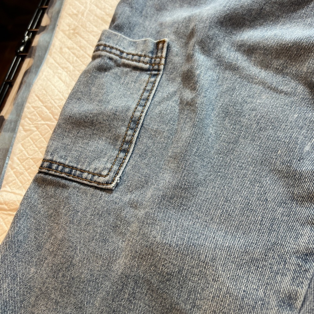 BDG Urban Outfitter Womens Jeans Blue Denim Cargo Relaxed Size 26. - Picture 4 of 12
